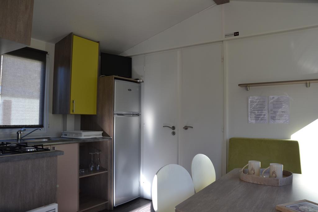 מלון Roquefeuil Camping La Mare Aux Fees מראה חיצוני תמונה