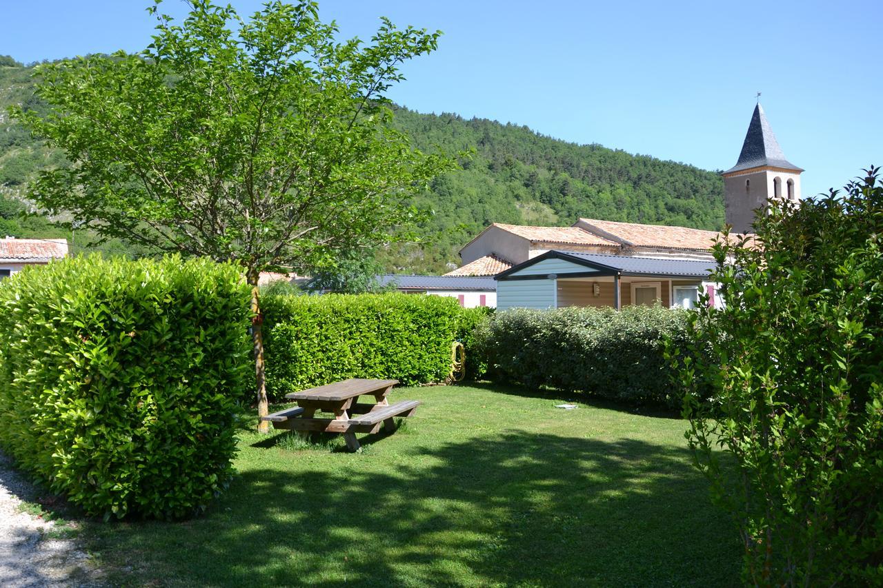 מלון Roquefeuil Camping La Mare Aux Fees מראה חיצוני תמונה